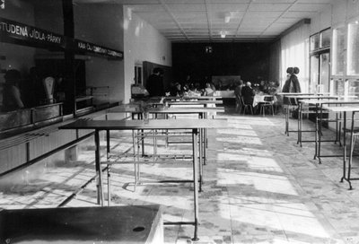 Samoobslužná restaurace byla otevřena v r. 1978