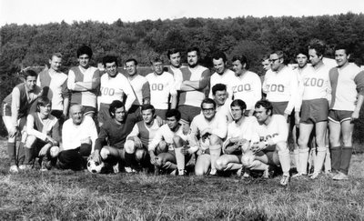 Přátelské fotbalové utkání mezi pracovníky Zoo Ostrava a Zoo Brno (r. 1971)