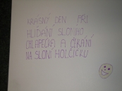 Vzkaz na víku krabice